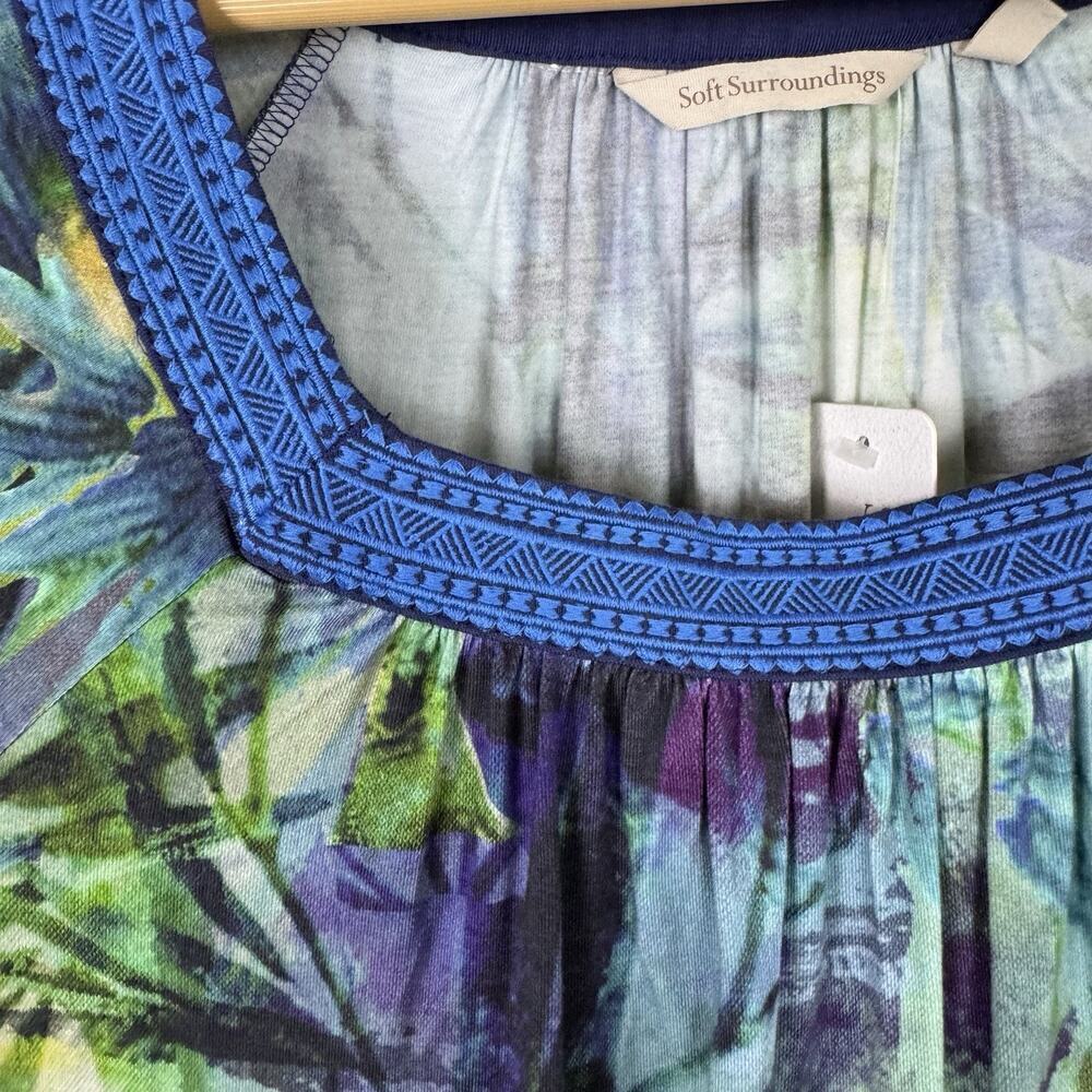 NWT Soft Surroundings Odessa Blue Multi Tropical Stretch Knit Blouse Women's M - Picture 3 of 13